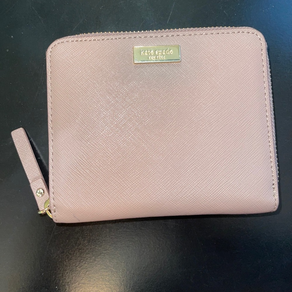 Kate Spade Zip Around Wallet